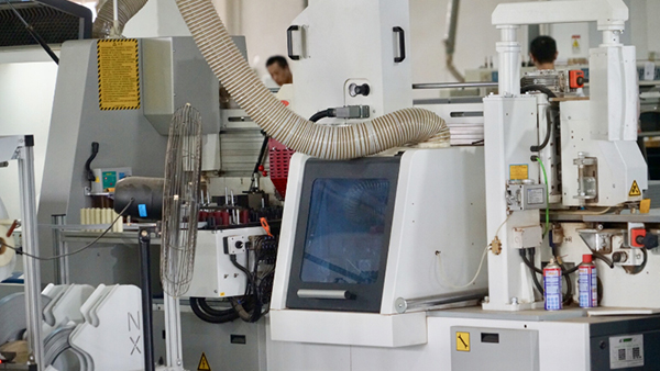 Die yakoo-fabrik-reise