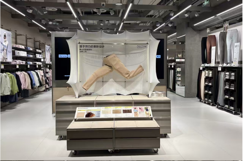 Wie werden die passenden geschäfte zur präsentation Von requisiten und installation ausgewählt